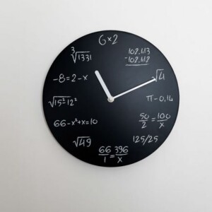 37-2H-113_2_Horloge-ecolier_LaChaiseLongue.jpg Horloge équations