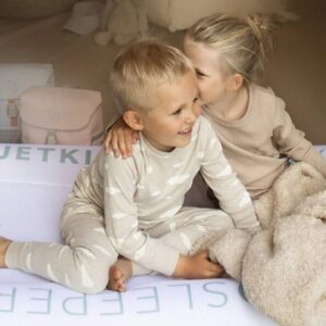 584601_11_STOKKE_CloudSleeper_Blanc Lit de voyage gonflable CloudSleeper JetKids by Stokke®