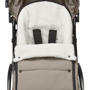 YOYO3 6PLUS Taupe FOOTMUFF First button detail Front Chanceliere Taupe YOYO3 6PLUS Taupe FOOTMUFF First button detail Front Chanceliere Taupe