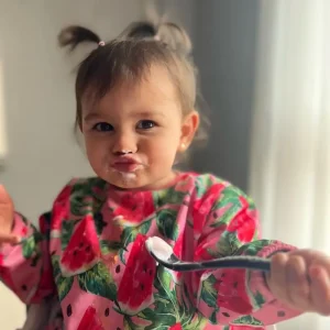 Twistshake 78512 4 Lot 2 Bavoirs Manches Longues Pasteque Twistshake 78512 4 Lot 2 Bavoirs Manches Longues Pasteque