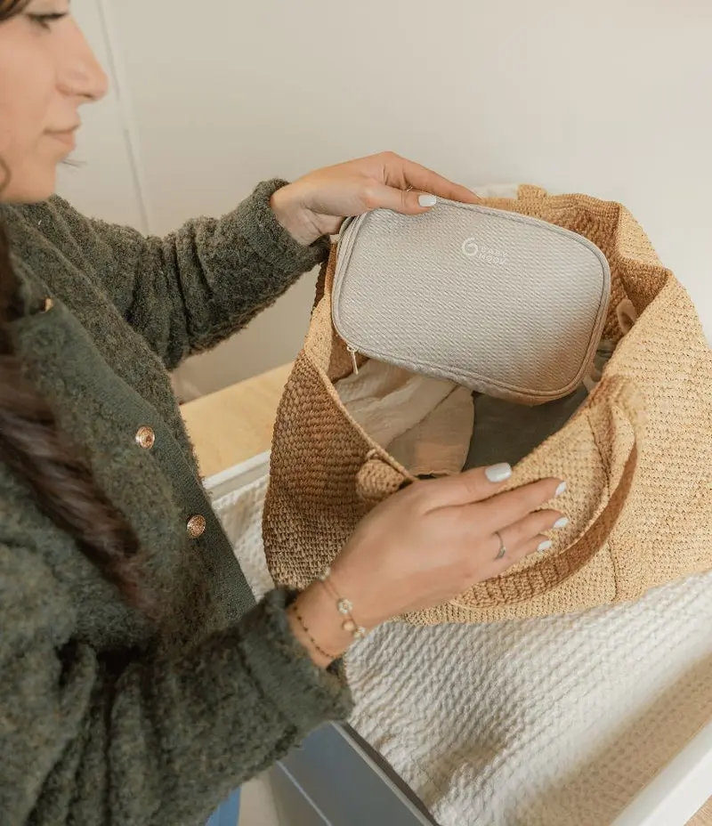 Babymoov A032008 2 Trousse De Soins Bébé Sable Babymoov A032008 2 Trousse De Soins Bébé Sable