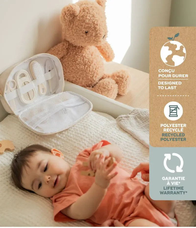 Babymoov A032008 7 Trousse De Soins Bébé Sable Babymoov A032008 7 Trousse De Soins Bébé Sable