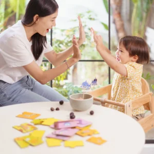 Geuther 2303 NA 5 Emma Chaise Haute Empilable En Bois